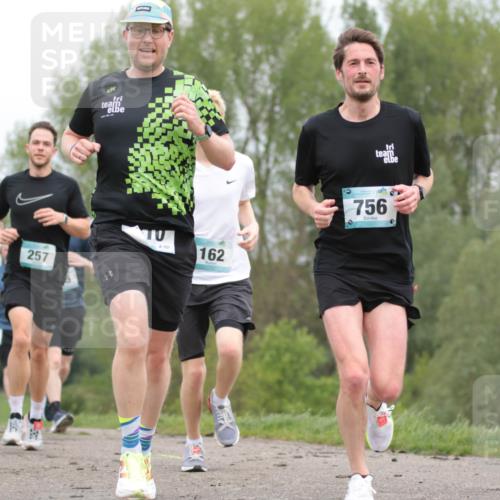 05.05.2024 - 7. Wedeler Halbmarathon H.Heesch http://msf.ph/oto/6222470 05.05.2024 11:08:10 Laufen 257, 162, 756 meine-sportfotos.de