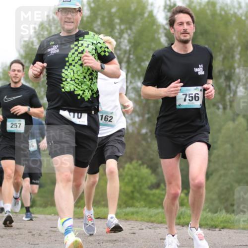 05.05.2024 - 7. Wedeler Halbmarathon H.Heesch http://msf.ph/oto/6222471 05.05.2024 11:08:10 Laufen 257, 162, 756 meine-sportfotos.de