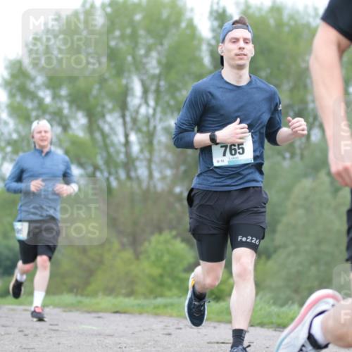 05.05.2024 - 7. Wedeler Halbmarathon H.Heesch http://msf.ph/oto/6222482 05.05.2024 11:08:13 Laufen 765, 18, 226 meine-sportfotos.de