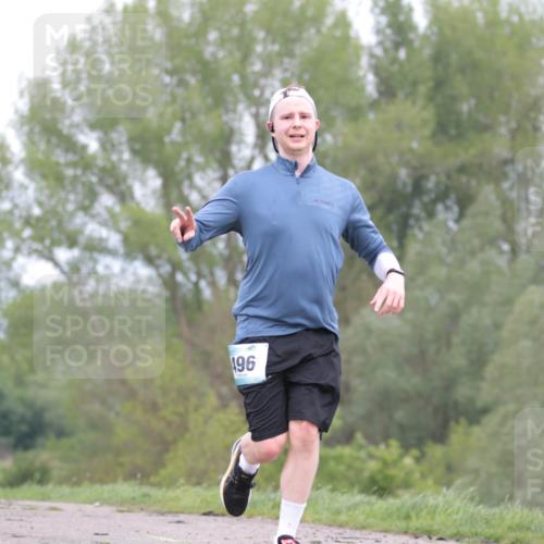 05.05.2024 - 7. Wedeler Halbmarathon H.Heesch http://msf.ph/oto/6222490 05.05.2024 11:08:14 Laufen 196 meine-sportfotos.de