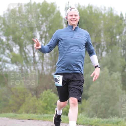 05.05.2024 - 7. Wedeler Halbmarathon H.Heesch http://msf.ph/oto/6222499 05.05.2024 11:08:15 Laufen 96 meine-sportfotos.de