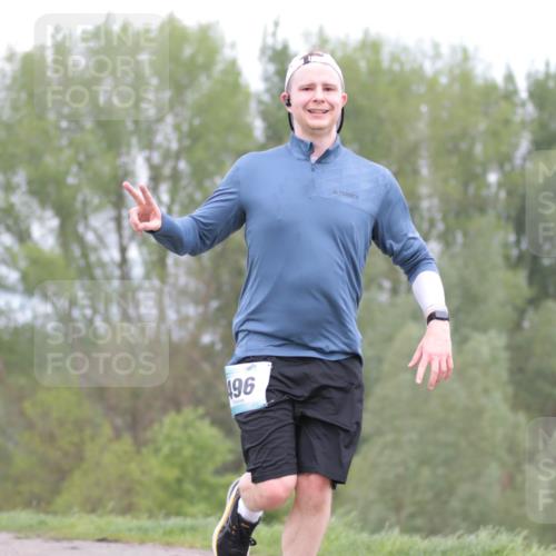 05.05.2024 - 7. Wedeler Halbmarathon H.Heesch http://msf.ph/oto/6222500 05.05.2024 11:08:15 Laufen 10, 196 meine-sportfotos.de