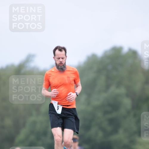 05.05.2024 - 7. Wedeler Halbmarathon H.Heesch http://msf.ph/oto/6222505 05.05.2024 11:08:35 Laufen  meine-sportfotos.de