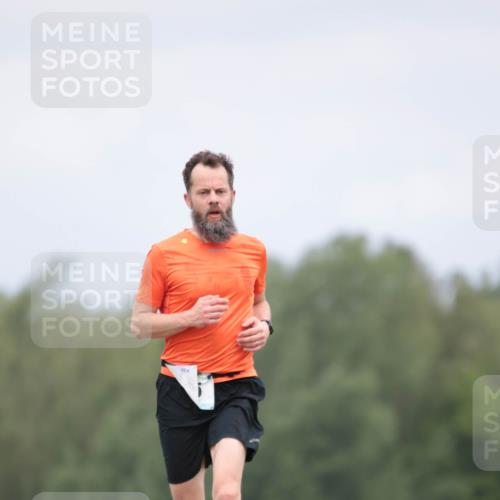 05.05.2024 - 7. Wedeler Halbmarathon H.Heesch http://msf.ph/oto/6222509 05.05.2024 11:08:36 Laufen  meine-sportfotos.de