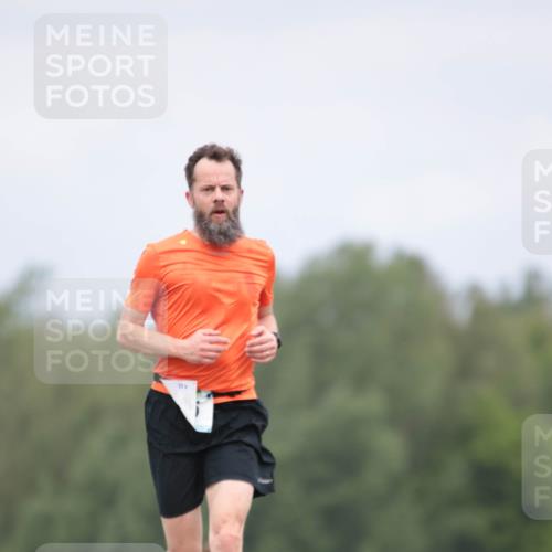 05.05.2024 - 7. Wedeler Halbmarathon H.Heesch http://msf.ph/oto/6222510 05.05.2024 11:08:36 Laufen  meine-sportfotos.de