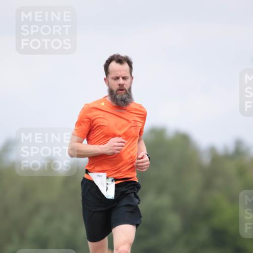 05.05.2024 - 7. Wedeler Halbmarathon H.Heesch http://msf.ph/oto/6222514 05.05.2024 11:08:37 Laufen 53 meine-sportfotos.de