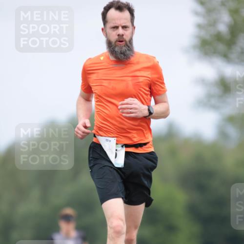 05.05.2024 - 7. Wedeler Halbmarathon H.Heesch http://msf.ph/oto/6222520 05.05.2024 11:08:38 Laufen 53 meine-sportfotos.de