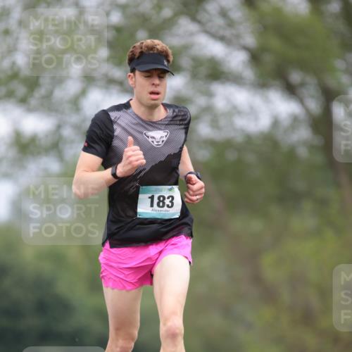 05.05.2024 - 7. Wedeler Halbmarathon H.Heesch http://msf.ph/oto/6222561 05.05.2024 11:08:44 Laufen 183 meine-sportfotos.de