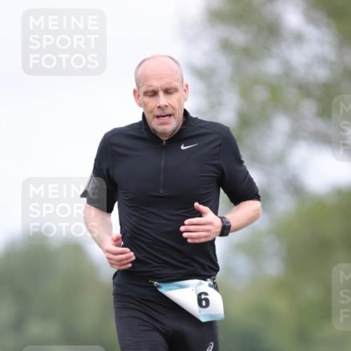 05.05.2024 - 7. Wedeler Halbmarathon H.Heesch http://msf.ph/oto/6222573 05.05.2024 11:08:46 Laufen 6 meine-sportfotos.de