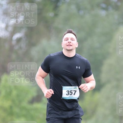 05.05.2024 - 7. Wedeler Halbmarathon H.Heesch http://msf.ph/oto/6222574 05.05.2024 11:17:57 Laufen 357 meine-sportfotos.de