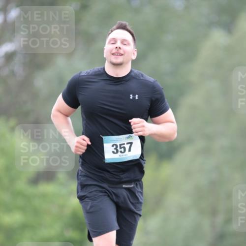 05.05.2024 - 7. Wedeler Halbmarathon H.Heesch http://msf.ph/oto/6222575 05.05.2024 11:17:57 Laufen 16, 357 meine-sportfotos.de