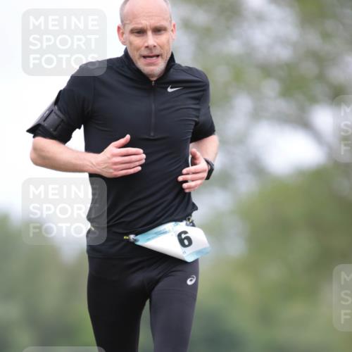05.05.2024 - 7. Wedeler Halbmarathon H.Heesch http://msf.ph/oto/6222580 05.05.2024 11:08:46 Laufen 83730 meine-sportfotos.de