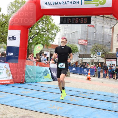 05.05.2024 - 7. Wedeler Halbmarathon Strokosch-Dieckow http://msf.ph/oto/6222589 05.05.2024 11:19:49 Ziel 409 meine-sportfotos.de