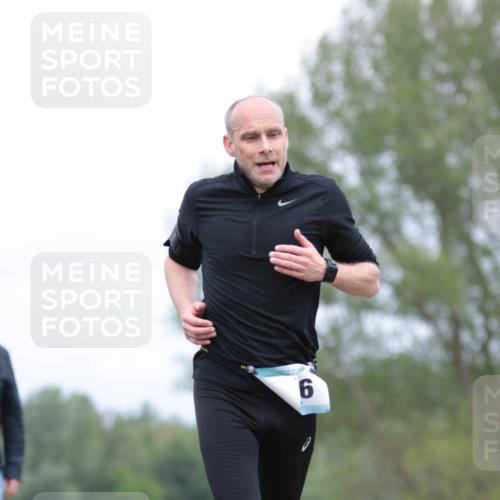 05.05.2024 - 7. Wedeler Halbmarathon H.Heesch http://msf.ph/oto/6222590 05.05.2024 11:08:47 Laufen 6 meine-sportfotos.de