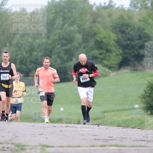 05.05.2024 - 7. Wedeler Halbmarathon H.Heesch http://msf.ph/oto/6222616 05.05.2024 11:09:16 Laufen 660, 641, 92, 61, 66 meine-sportfotos.de
