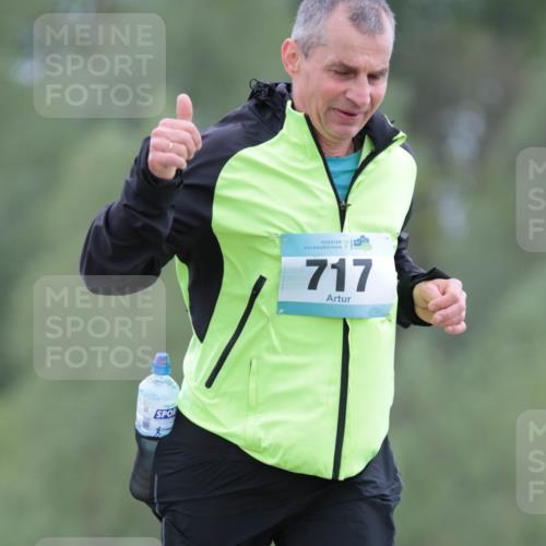 05.05.2024 - 7. Wedeler Halbmarathon H.Heesch http://msf.ph/oto/6222636 05.05.2024 11:18:00 Laufen 717 meine-sportfotos.de
