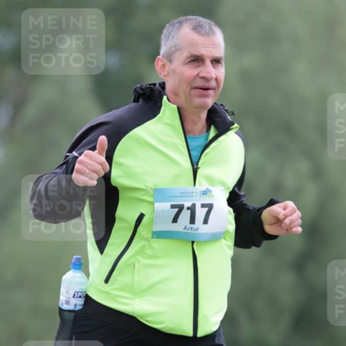05.05.2024 - 7. Wedeler Halbmarathon H.Heesch http://msf.ph/oto/6222645 05.05.2024 11:18:01 Laufen 717 meine-sportfotos.de