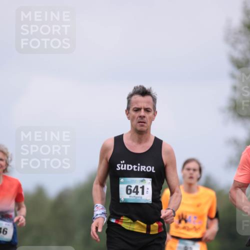 05.05.2024 - 7. Wedeler Halbmarathon H.Heesch http://msf.ph/oto/6222663 05.05.2024 11:09:22 Laufen 46, 641, 43 meine-sportfotos.de