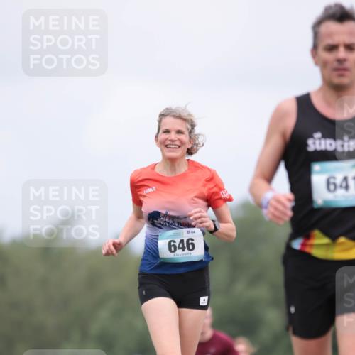 05.05.2024 - 7. Wedeler Halbmarathon H.Heesch http://msf.ph/oto/6222670 05.05.2024 11:09:23 Laufen 44, 646, 641 meine-sportfotos.de