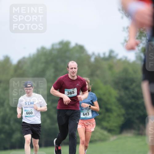 05.05.2024 - 7. Wedeler Halbmarathon H.Heesch http://msf.ph/oto/6222681 05.05.2024 11:09:25 Laufen 660, 365, 643 meine-sportfotos.de