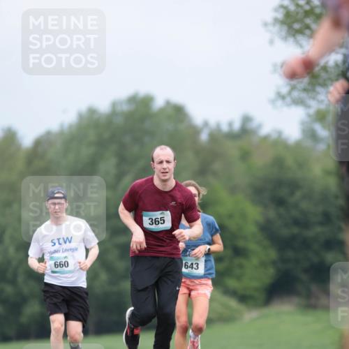 05.05.2024 - 7. Wedeler Halbmarathon H.Heesch http://msf.ph/oto/6222682 05.05.2024 11:09:25 Laufen 660, 365, 643 meine-sportfotos.de