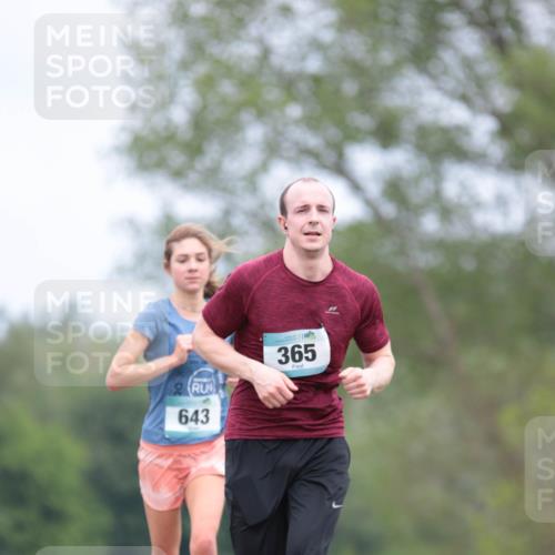 05.05.2024 - 7. Wedeler Halbmarathon H.Heesch http://msf.ph/oto/6222696 05.05.2024 11:09:28 Laufen 643, 365 meine-sportfotos.de