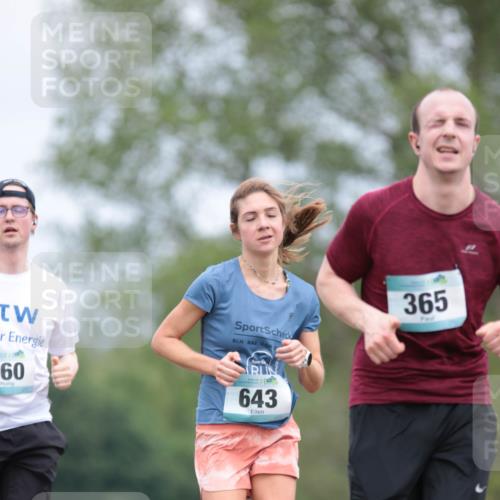 05.05.2024 - 7. Wedeler Halbmarathon H.Heesch http://msf.ph/oto/6222701 05.05.2024 11:09:29 Laufen 60, 365, 643 meine-sportfotos.de