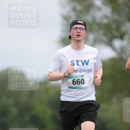 05.05.2024 - 7. Wedeler Halbmarathon H.Heesch http://msf.ph/oto/6222710 05.05.2024 11:09:31 Laufen 660 meine-sportfotos.de