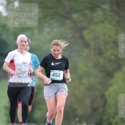 05.05.2024 - 7. Wedeler Halbmarathon H.Heesch http://msf.ph/oto/6222716 05.05.2024 11:18:07 Laufen 597, 452 meine-sportfotos.de