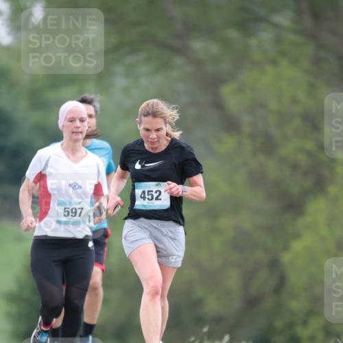 05.05.2024 - 7. Wedeler Halbmarathon H.Heesch http://msf.ph/oto/6222719 05.05.2024 11:18:08 Laufen 597, 452 meine-sportfotos.de