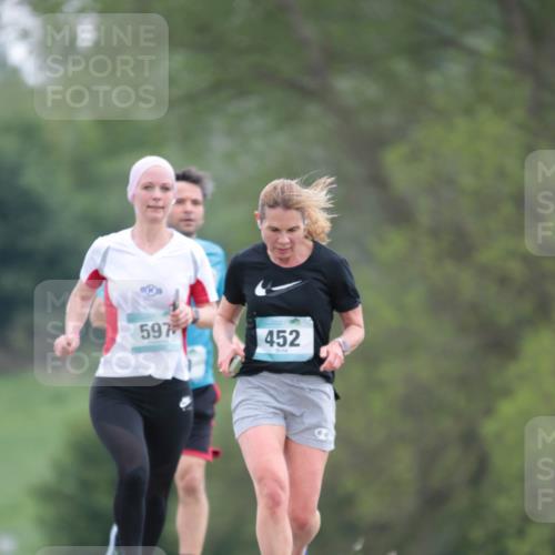 05.05.2024 - 7. Wedeler Halbmarathon H.Heesch http://msf.ph/oto/6222720 05.05.2024 11:18:08 Laufen 597, 452 meine-sportfotos.de