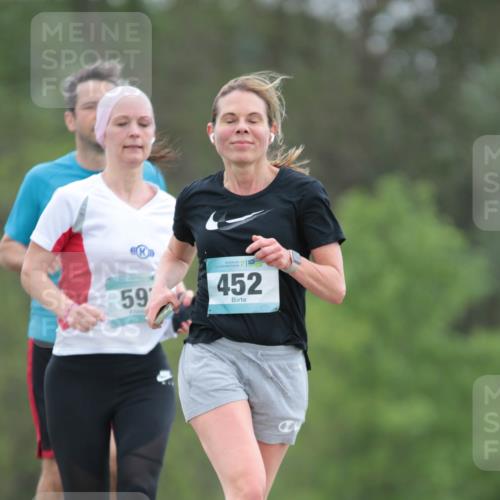 05.05.2024 - 7. Wedeler Halbmarathon H.Heesch http://msf.ph/oto/6222731 05.05.2024 11:18:10 Laufen 59, 452 meine-sportfotos.de