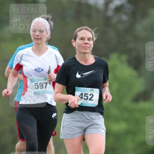 05.05.2024 - 7. Wedeler Halbmarathon H.Heesch http://msf.ph/oto/6222734 05.05.2024 11:18:10 Laufen 597, 452 meine-sportfotos.de