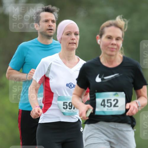 05.05.2024 - 7. Wedeler Halbmarathon H.Heesch http://msf.ph/oto/6222741 05.05.2024 11:18:12 Laufen 59, 452 meine-sportfotos.de