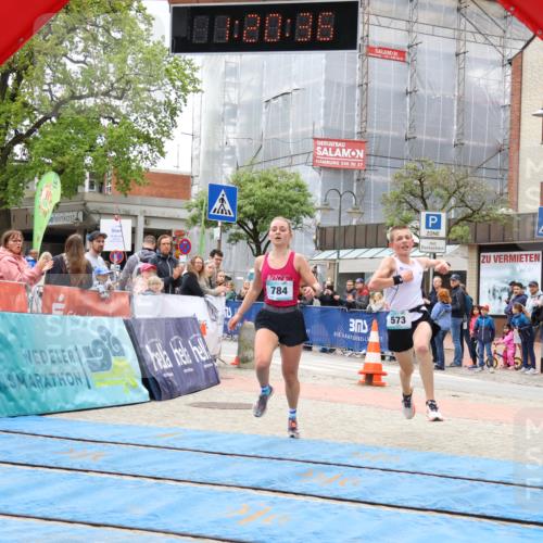 05.05.2024 - 7. Wedeler Halbmarathon Strokosch-Dieckow http://msf.ph/oto/6222744 05.05.2024 11:20:35 Ziel 573, 784 meine-sportfotos.de