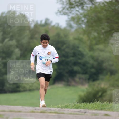 05.05.2024 - 7. Wedeler Halbmarathon H.Heesch http://msf.ph/oto/6222760 05.05.2024 11:09:36 Laufen 715 meine-sportfotos.de