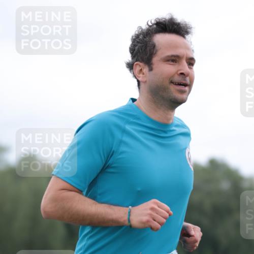 05.05.2024 - 7. Wedeler Halbmarathon H.Heesch http://msf.ph/oto/6222772 05.05.2024 11:18:16 Laufen 28, 61 meine-sportfotos.de