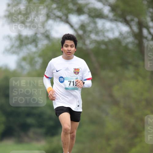 05.05.2024 - 7. Wedeler Halbmarathon H.Heesch http://msf.ph/oto/6222793 05.05.2024 11:09:38 Laufen 715 meine-sportfotos.de