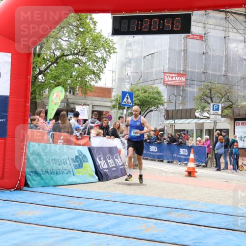 05.05.2024 - 7. Wedeler Halbmarathon Strokosch-Dieckow http://msf.ph/oto/6222800 05.05.2024 11:20:45 Ziel 369, 444, 737 meine-sportfotos.de