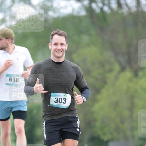 05.05.2024 - 7. Wedeler Halbmarathon H.Heesch http://msf.ph/oto/6222810 05.05.2024 11:18:26 Laufen 638, 303 meine-sportfotos.de