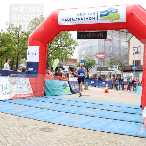 05.05.2024 - 7. Wedeler Halbmarathon Strokosch-Dieckow http://msf.ph/oto/6222816 05.05.2024 11:20:45 Ziel 369, 444, 737 meine-sportfotos.de