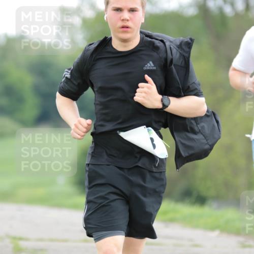 05.05.2024 - 7. Wedeler Halbmarathon H.Heesch http://msf.ph/oto/6222835 05.05.2024 11:18:28 Laufen  meine-sportfotos.de