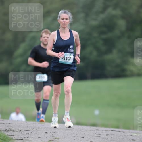 05.05.2024 - 7. Wedeler Halbmarathon H.Heesch http://msf.ph/oto/6222898 05.05.2024 11:10:31 Laufen 450, 412 meine-sportfotos.de