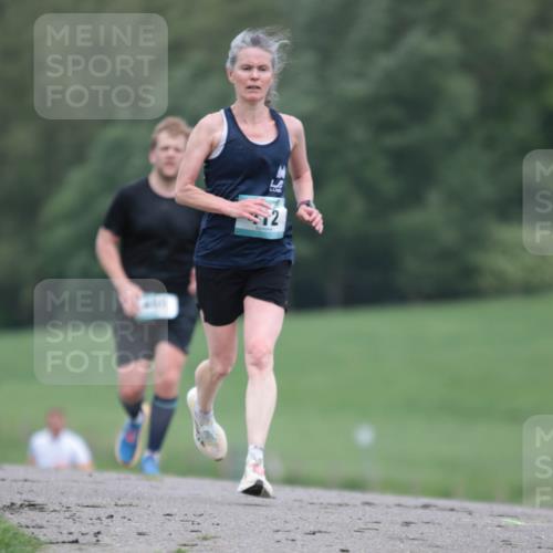 05.05.2024 - 7. Wedeler Halbmarathon H.Heesch http://msf.ph/oto/6222899 05.05.2024 11:10:31 Laufen 12 meine-sportfotos.de