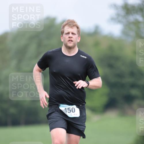 05.05.2024 - 7. Wedeler Halbmarathon H.Heesch http://msf.ph/oto/6222930 05.05.2024 11:10:36 Laufen 150, 13 meine-sportfotos.de