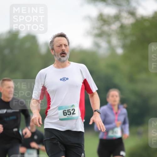 05.05.2024 - 7. Wedeler Halbmarathon H.Heesch http://msf.ph/oto/6222933 05.05.2024 11:18:37 Laufen 652 meine-sportfotos.de