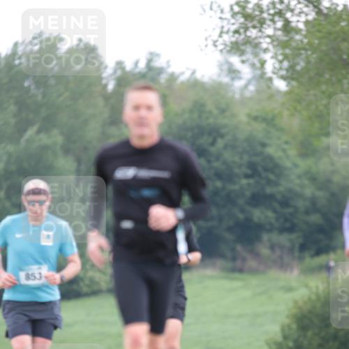 05.05.2024 - 7. Wedeler Halbmarathon H.Heesch http://msf.ph/oto/6222944 05.05.2024 11:18:39 Laufen 853 meine-sportfotos.de
