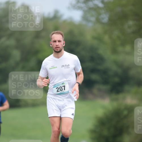 05.05.2024 - 7. Wedeler Halbmarathon H.Heesch http://msf.ph/oto/6222983 05.05.2024 11:10:44 Laufen 207 meine-sportfotos.de