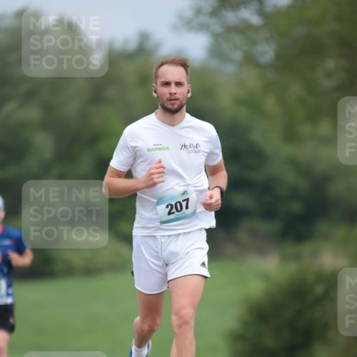 05.05.2024 - 7. Wedeler Halbmarathon H.Heesch http://msf.ph/oto/6222985 05.05.2024 11:10:44 Laufen 207 meine-sportfotos.de