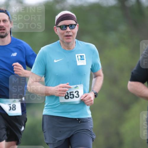05.05.2024 - 7. Wedeler Halbmarathon H.Heesch http://msf.ph/oto/6223022 05.05.2024 11:18:44 Laufen 58, 853 meine-sportfotos.de